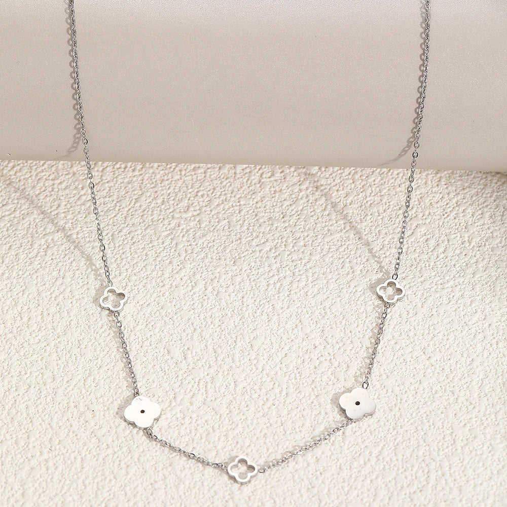 Cloverine Chain